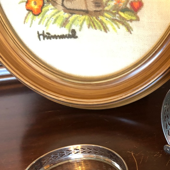 Vintage crewel Hummel boy - Picture 6 of 6